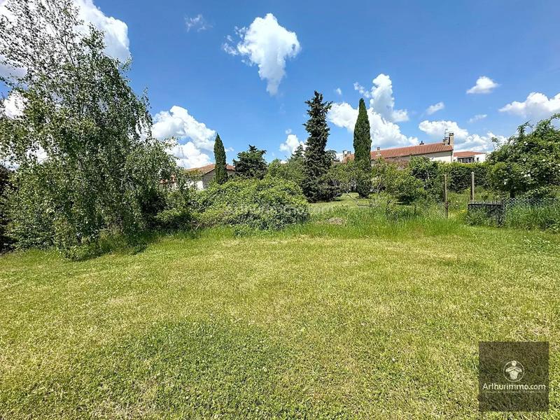 Maison - 240 m² - 10 pièces