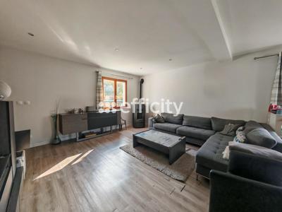 Maison - 144 m² - 7 pièces