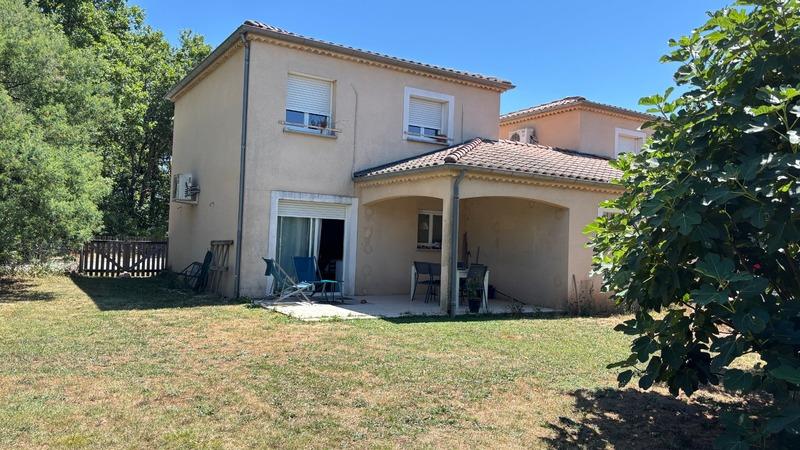 Maison - 80 m² - 5 pièces