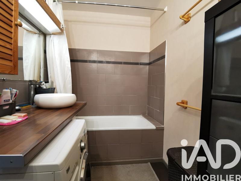 Appartement - 97 m² - 5 pièces