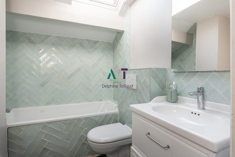 Maison ancienne - 195 m² - 8 pièces