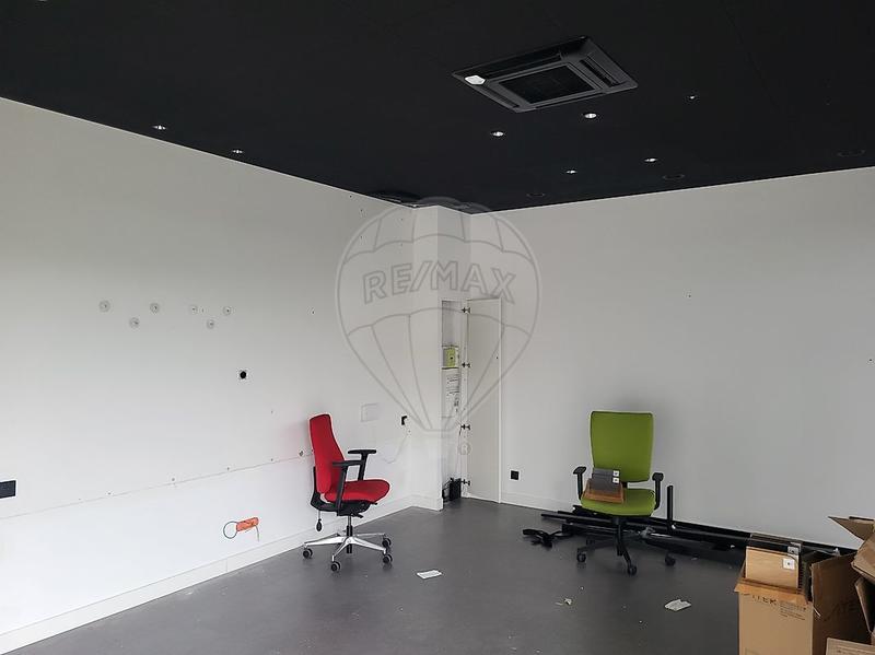 Local commercial - 55 m² - 2 pièces