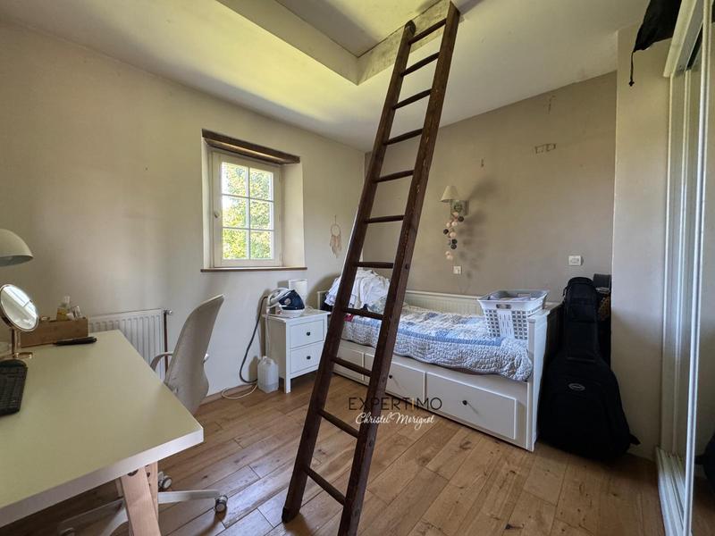 Maison - 195 m² - 6 pièces