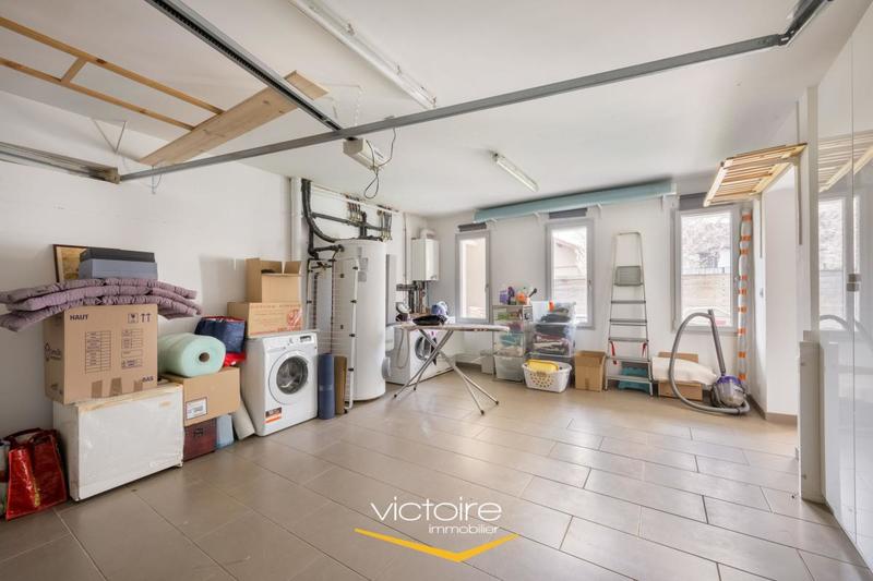 Maison - 96 m² - 5 pièces