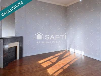 Maison de ville - 85 m² - 5 pièces