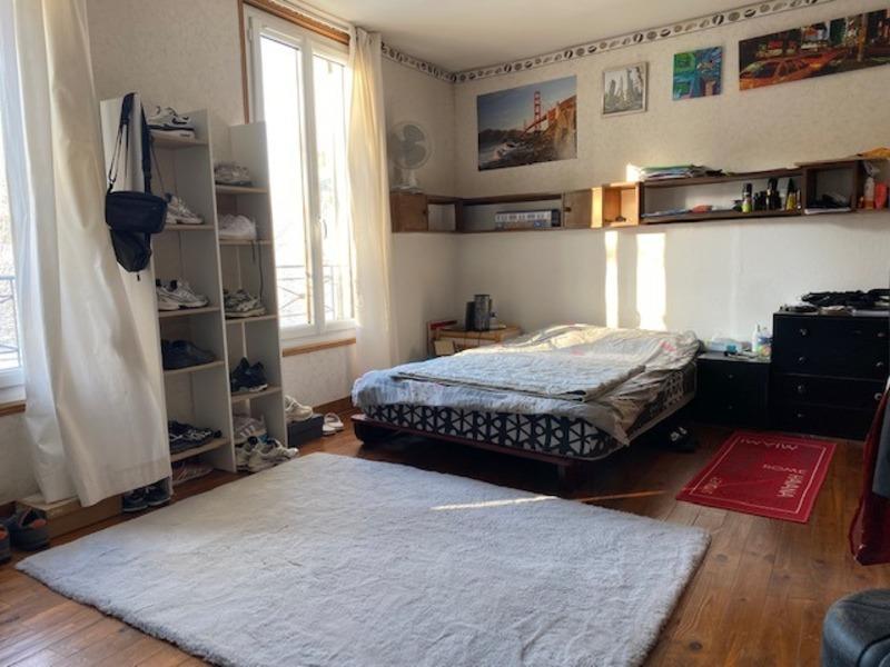 Maison - 202 m² - 7 pièces