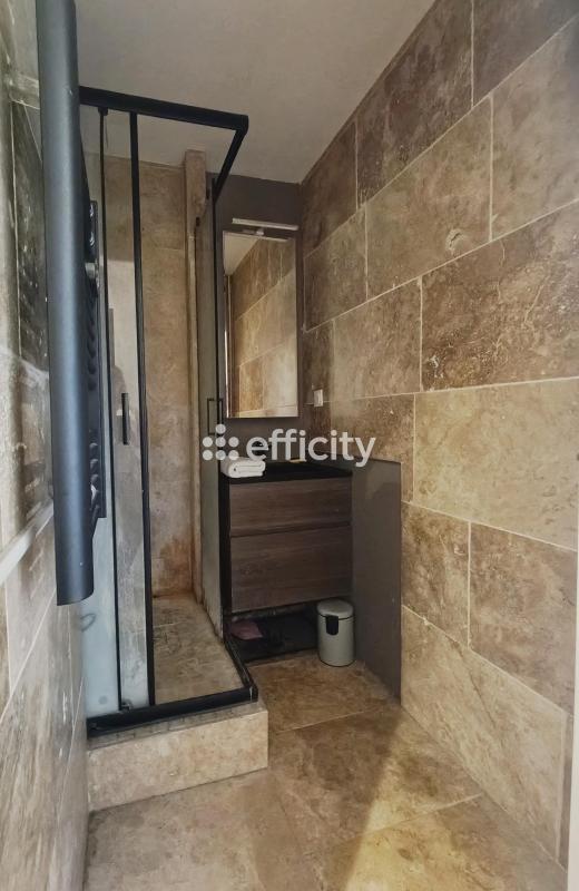 Appartement - 87 m² - 5 pièces