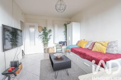 Studio - 27 m² - 1 pièce