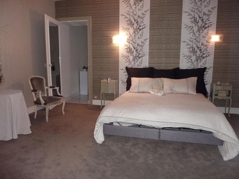 Maison - 180 m² - 8 pièces