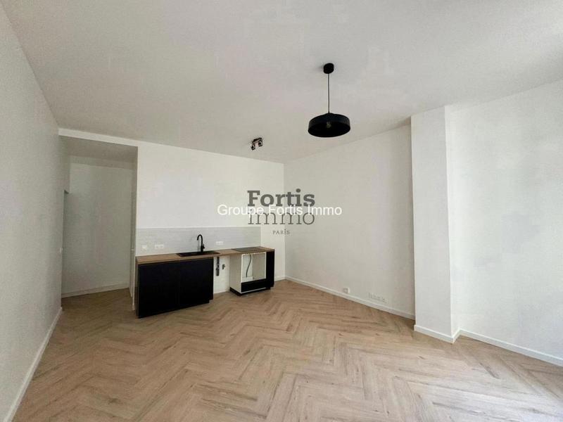 Studio - 32 m² - 1 pièce