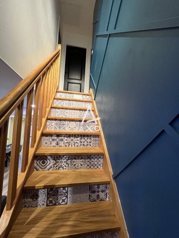 Maison - 103 m² - 6 pièces