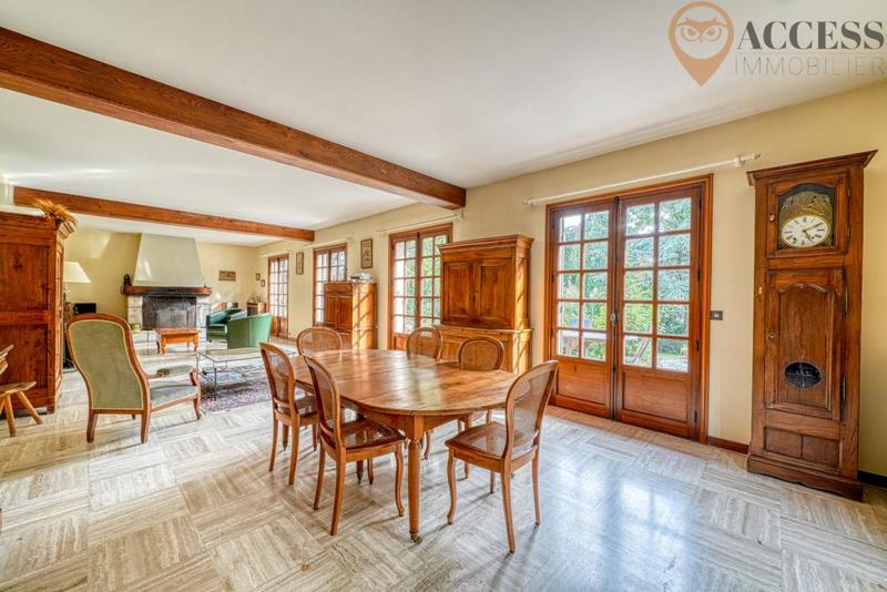 Maison bourgeoise - 300 m² - 8 pièces