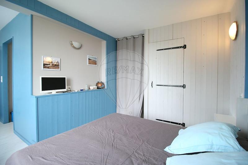 Maison - 280 m² - 8 pièces