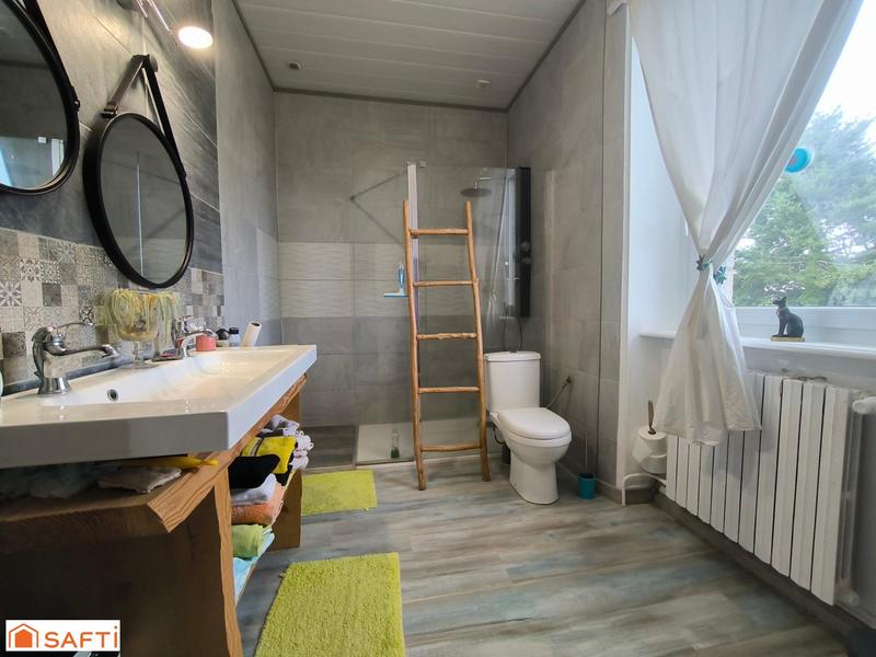 Maison - 127 m² - 7 pièces