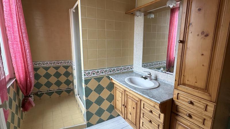 Maison - 284 m² - 11 pièces