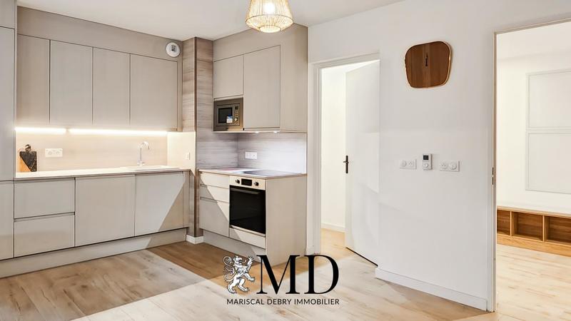 Appartement - 111 m² - 4 pièces