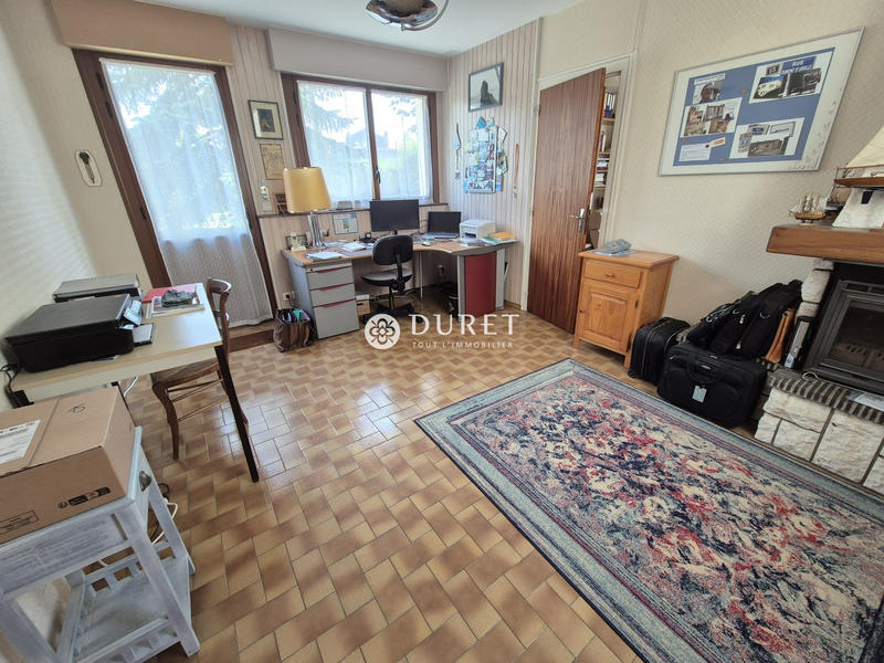 Maison - 202 m² - 8 pièces