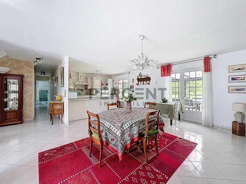 Maison - 194 m² - 7 pièces