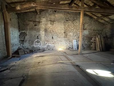 Immeuble - 150 m² - 2 pièces