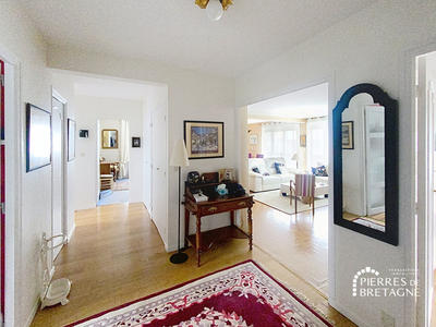 Appartement - 110 m² - 4 pièces