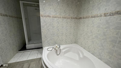 Maison - 226 m² - 5 pièces