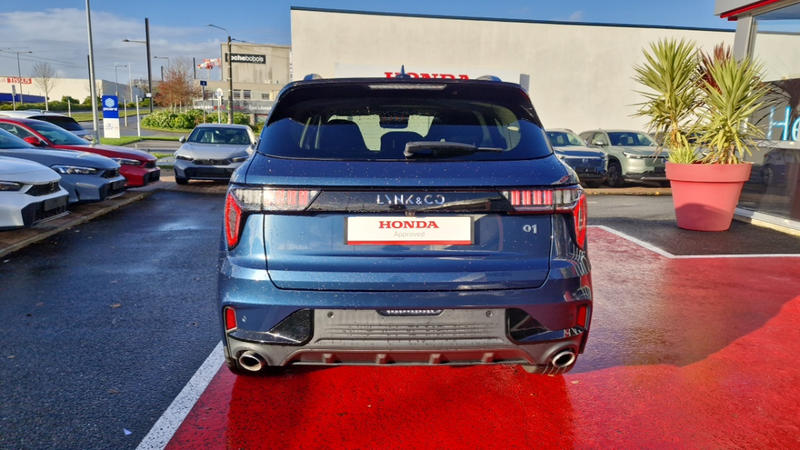 Lynk &amp; Co 01 1.5 261ch Hybride Rechargeable