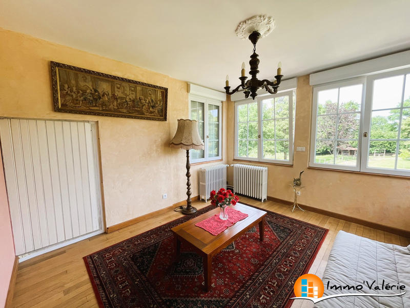 Maison - 761 m² - 16 pièces