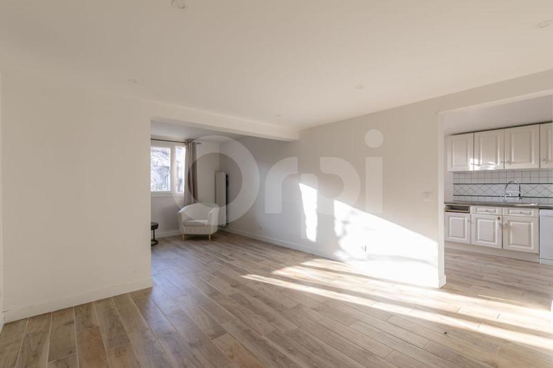 Maison - 87 m² - 4 pièces