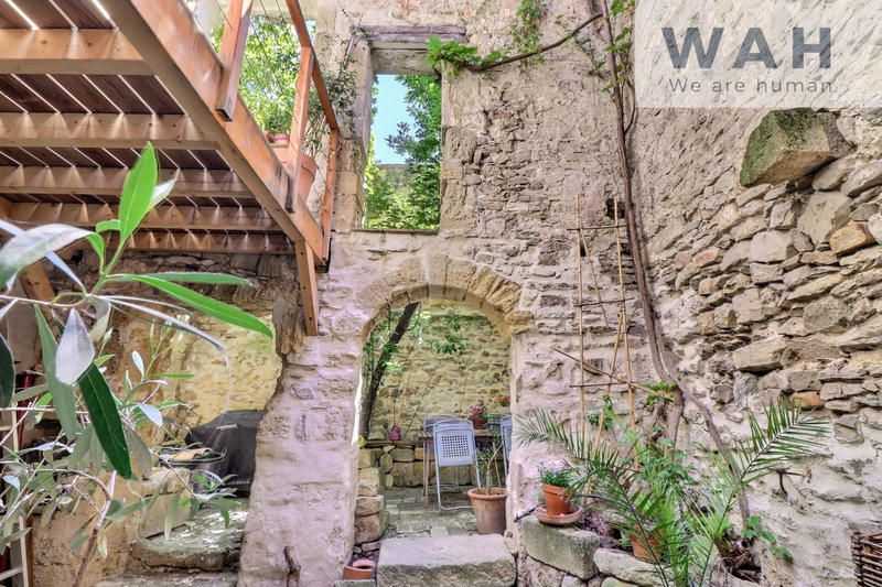 Maison de village - 132 m² - 5 pièces