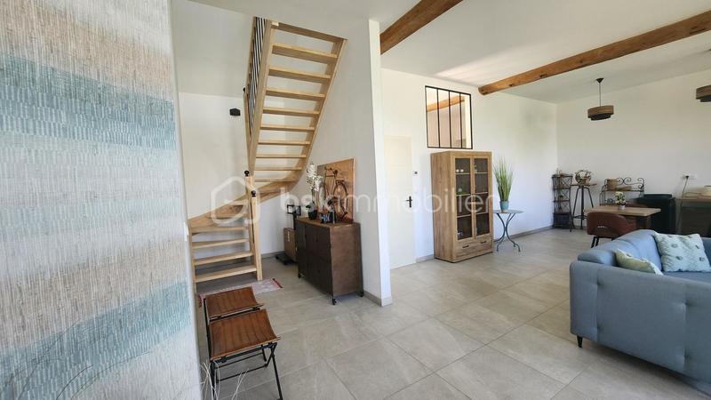 Propriété - 236 m² - 9 pièces