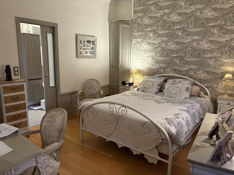 Appartement - 120 m² - 5 pièces