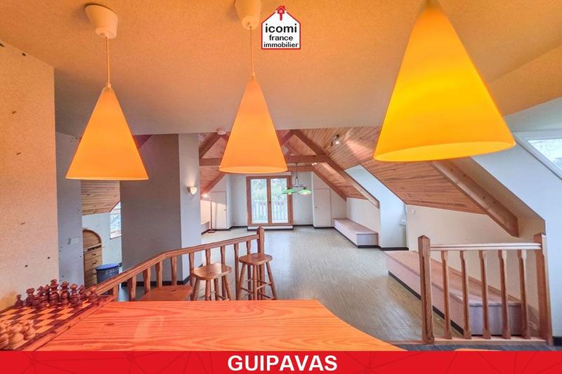 Propriété - 250 m² - 7 pièces