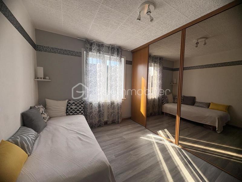 Maison traditionnelle - 98 m² - 6 pièces