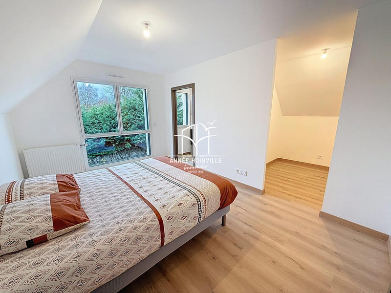 Maison - 137 m² - 6 pièces