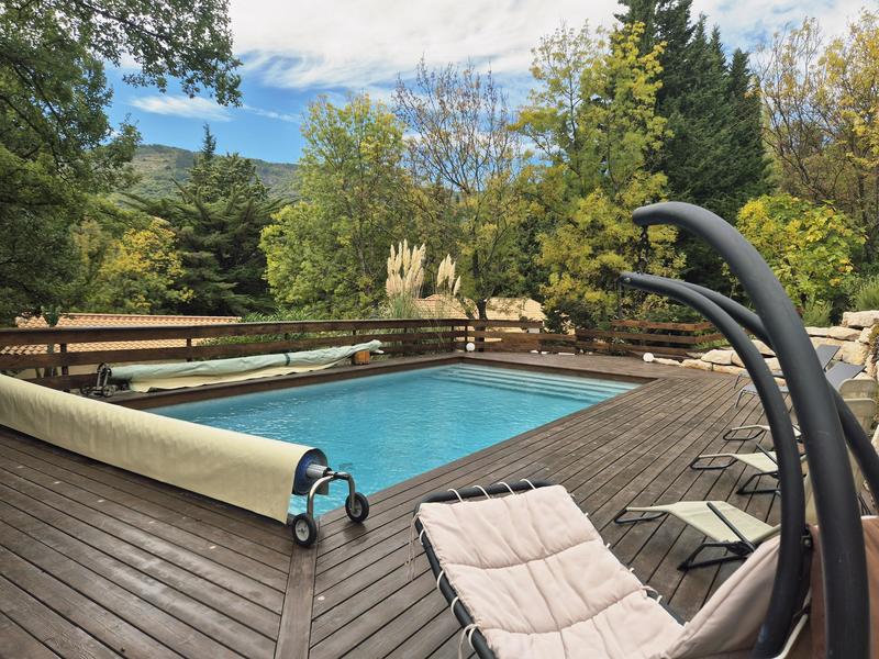 Villa - 200 m² - 8 pièces