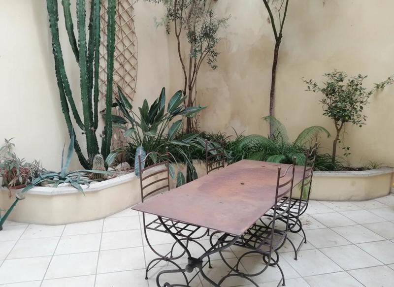 Maison - 320 m² - 6 pièces