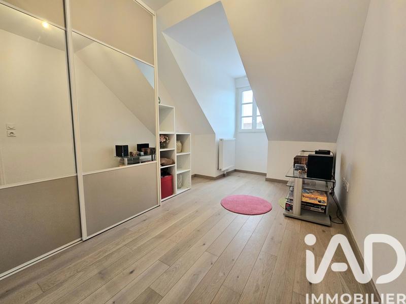 Appartement - 105 m² - 4 pièces