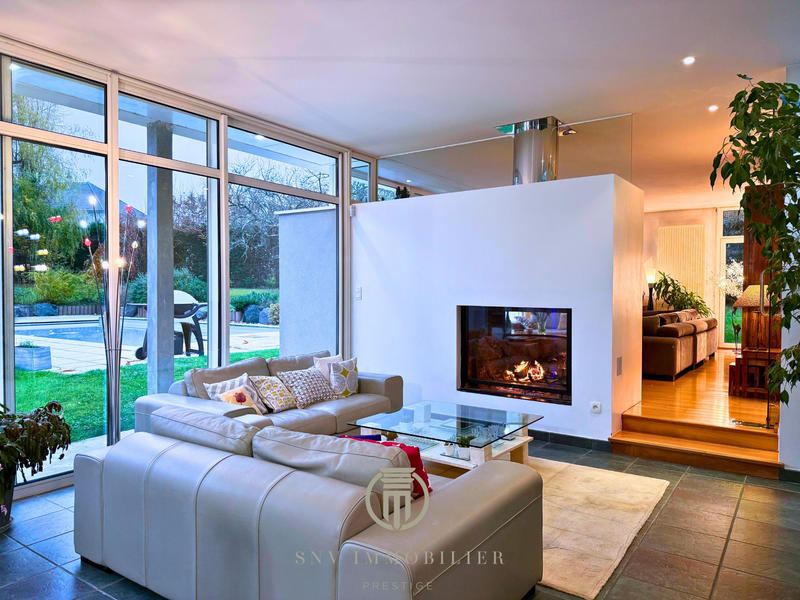 Villa - 247 m² - 7 pièces