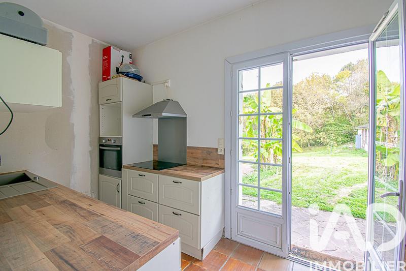 Maison - 278 m² - 10 pièces