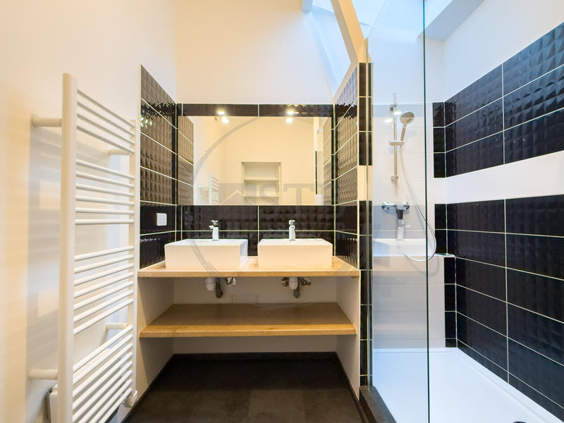 Appartement - 81 m² - 4 pièces