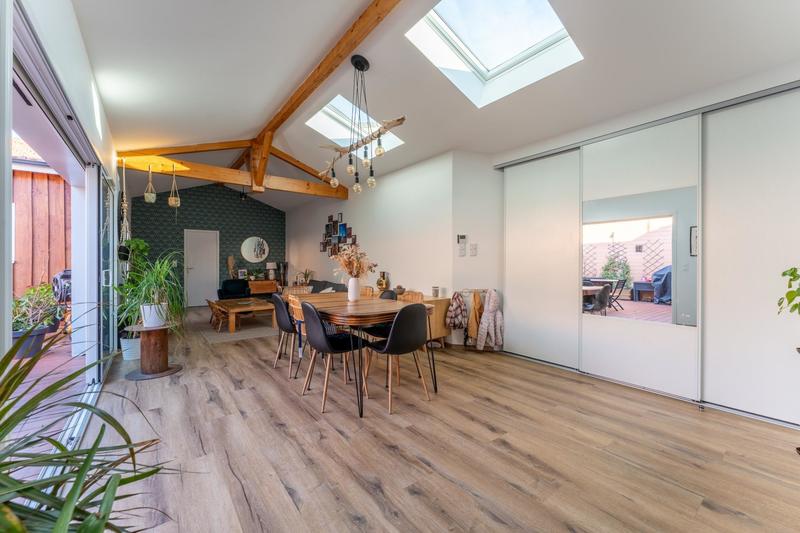 Maison - 105 m² - 4 pièces