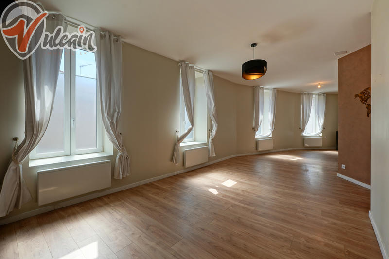 Maison - 170 m² - 3 pièces