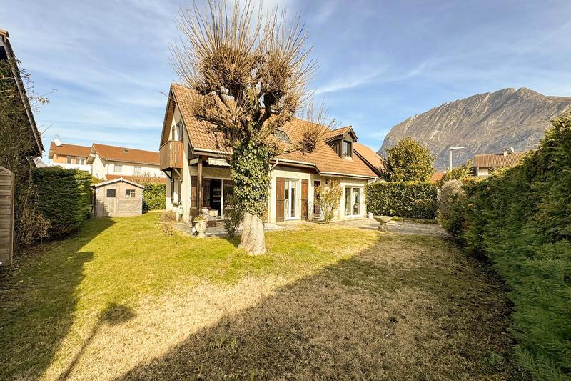 Maison - 133 m² - 6 pièces