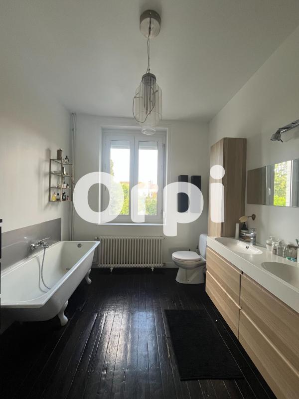 Maison - 132 m² - 4 pièces