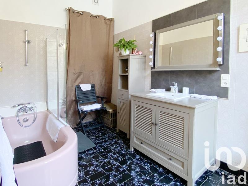 Maison de ville - 242 m² - 7 pièces