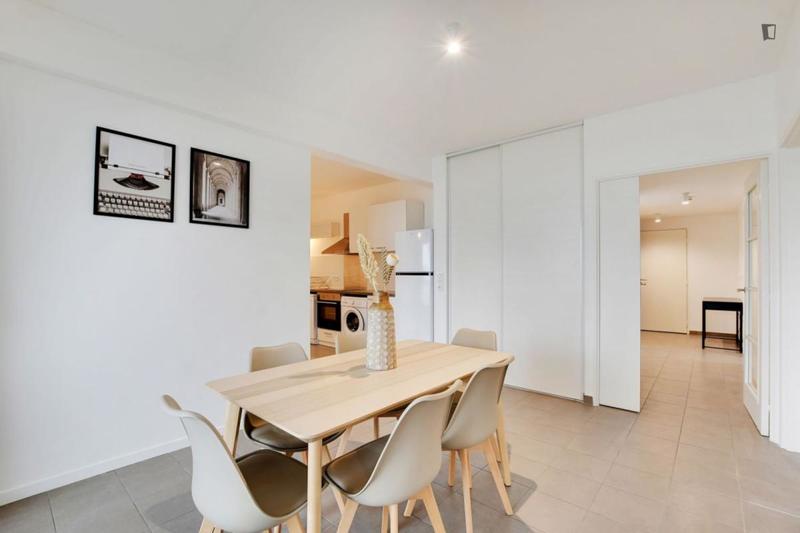 Chambre - 10 m² - 5 pièces