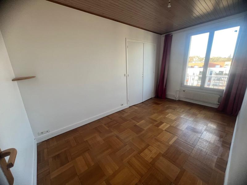 Appartement - 102 m² - 5 pièces