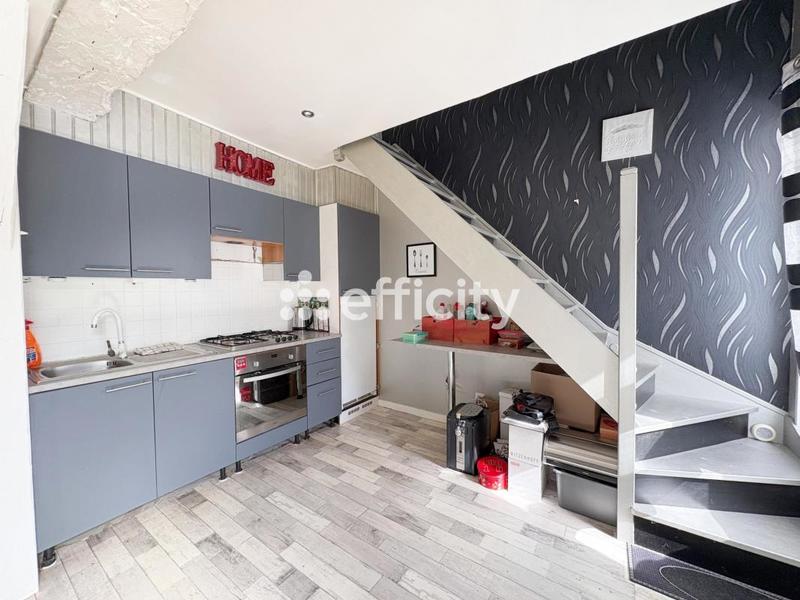 Maison en pierre - 65 m² - 3 pièces