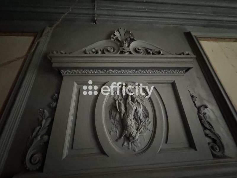 Maison - 180 m² - 9 pièces