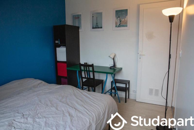 Chambre - 9 m² - 1 pièce